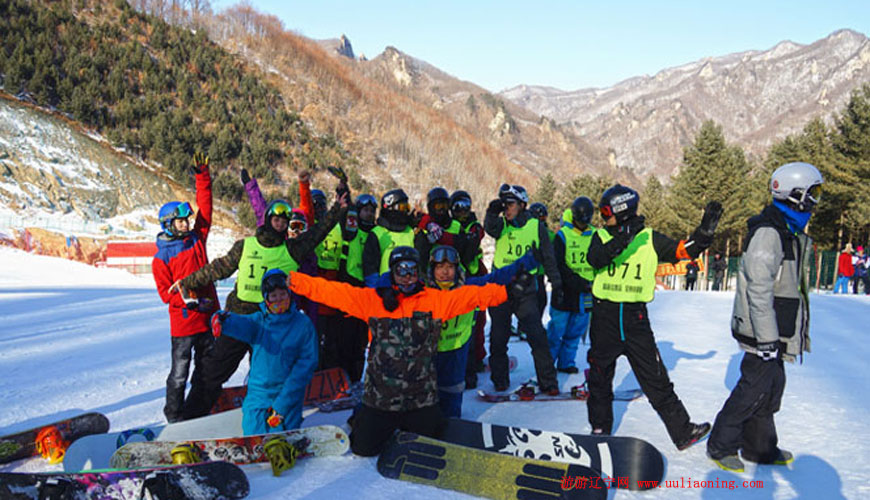 第二届“天桥沟”高山滑雪大赛激情开启